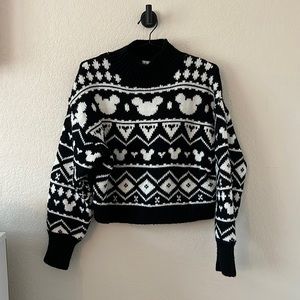 CROP KNIT MICKEY TURTLENECK SWEATER